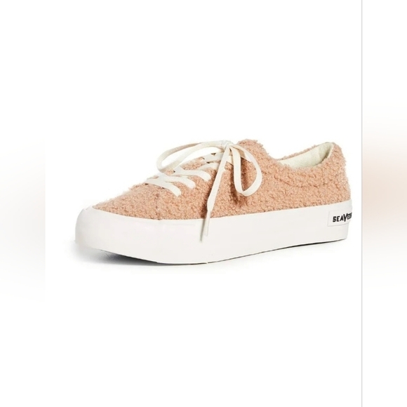 SeaVees, Gallery Faux Shearling Sneaker, (Blonde) Tan, Size 6 - Picture 4 of 13